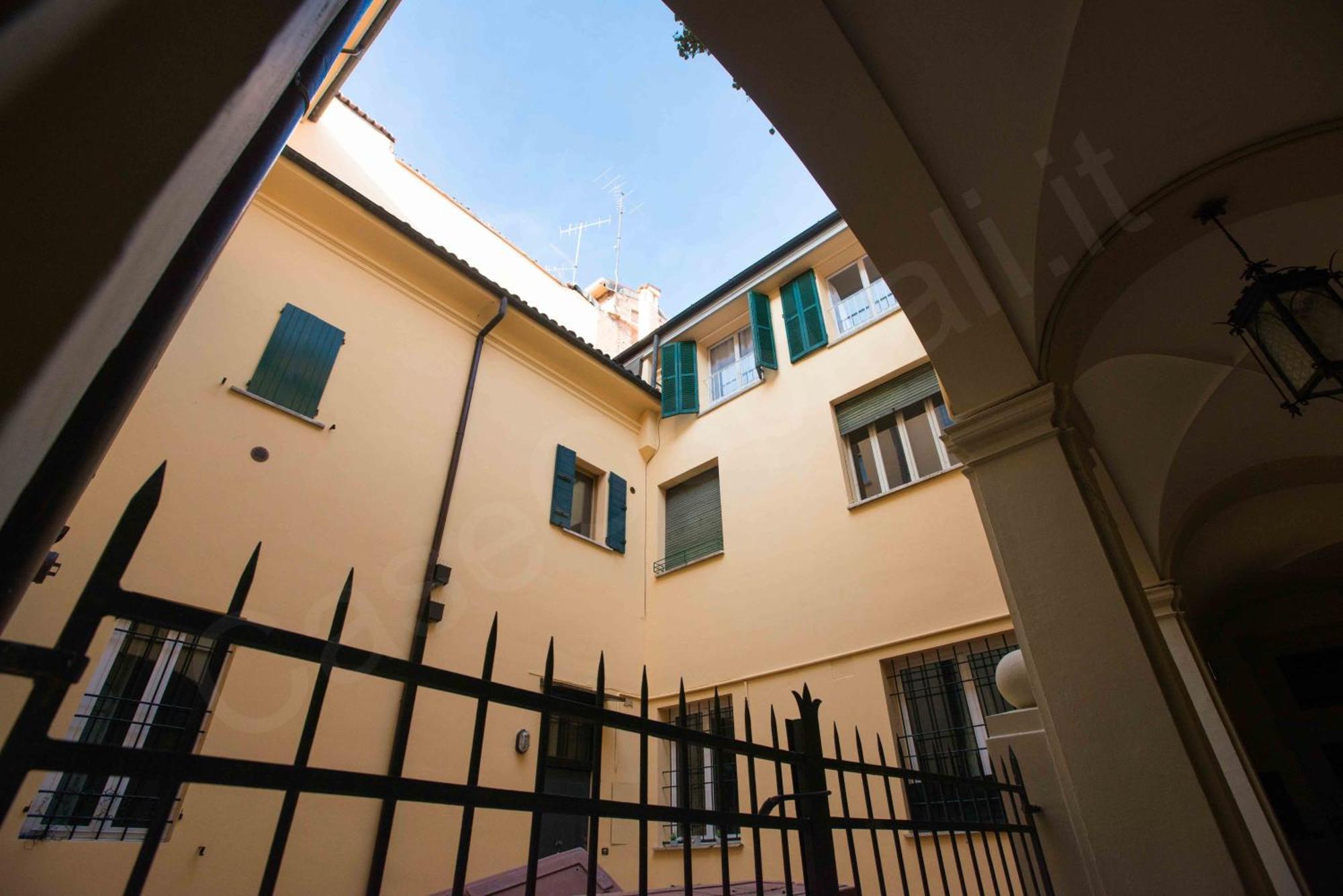Caseospitali - Daisy, Ampio Trilocale X6 Vicino A Piazza Maggiore Bolonia Exterior foto