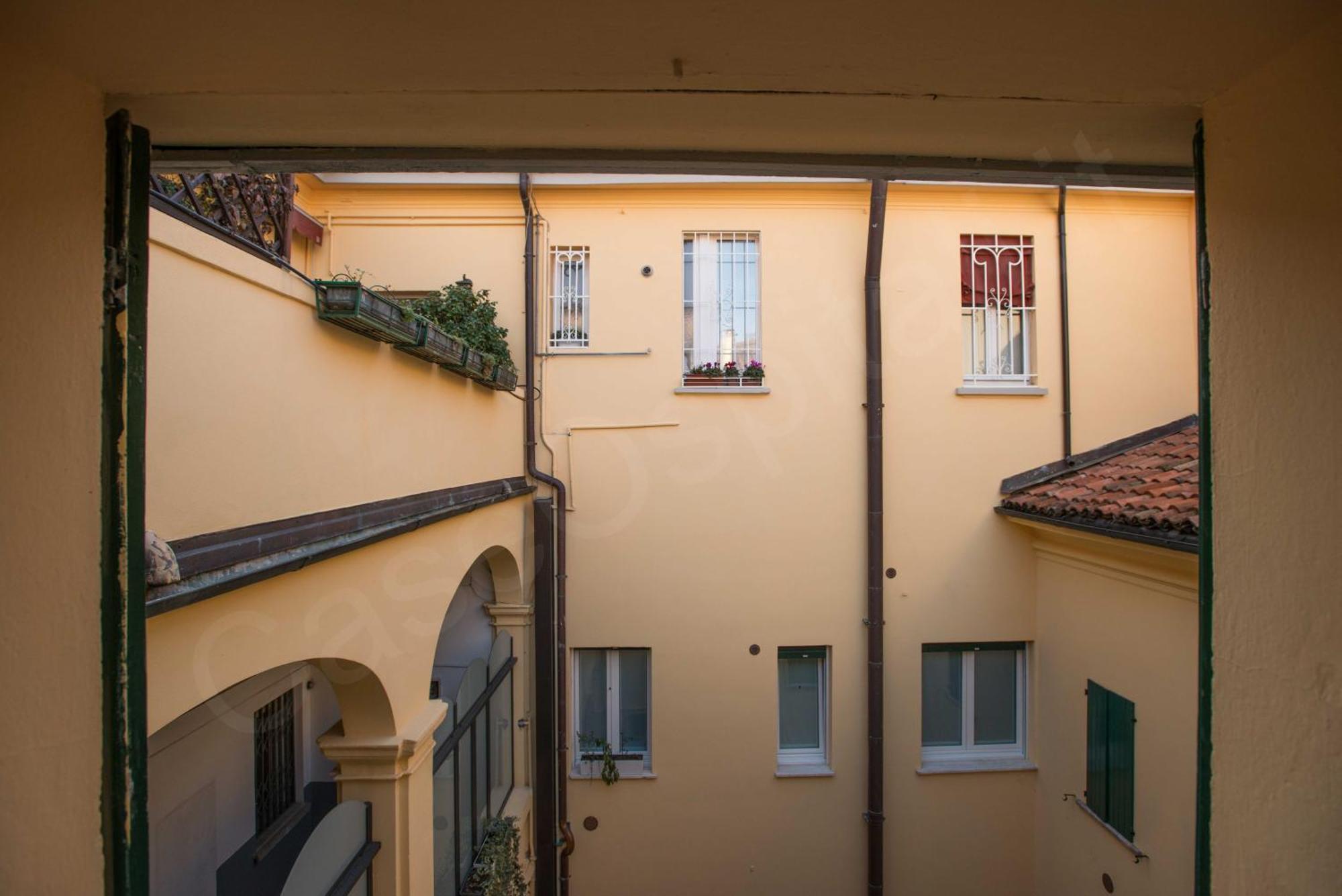 Caseospitali - Daisy, Ampio Trilocale X6 Vicino A Piazza Maggiore Bolonia Exterior foto